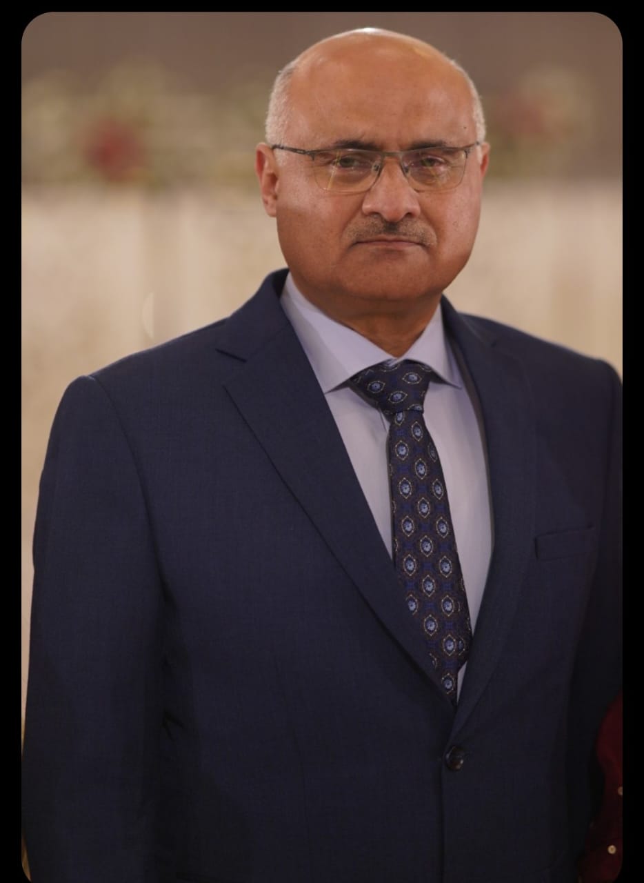 Major ( R ) Haroon ur Rashid